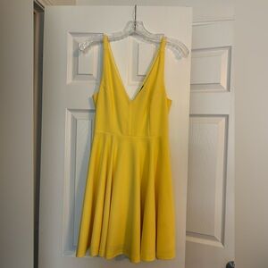 Lulu's Yellow Pleated Sundress V-Neck